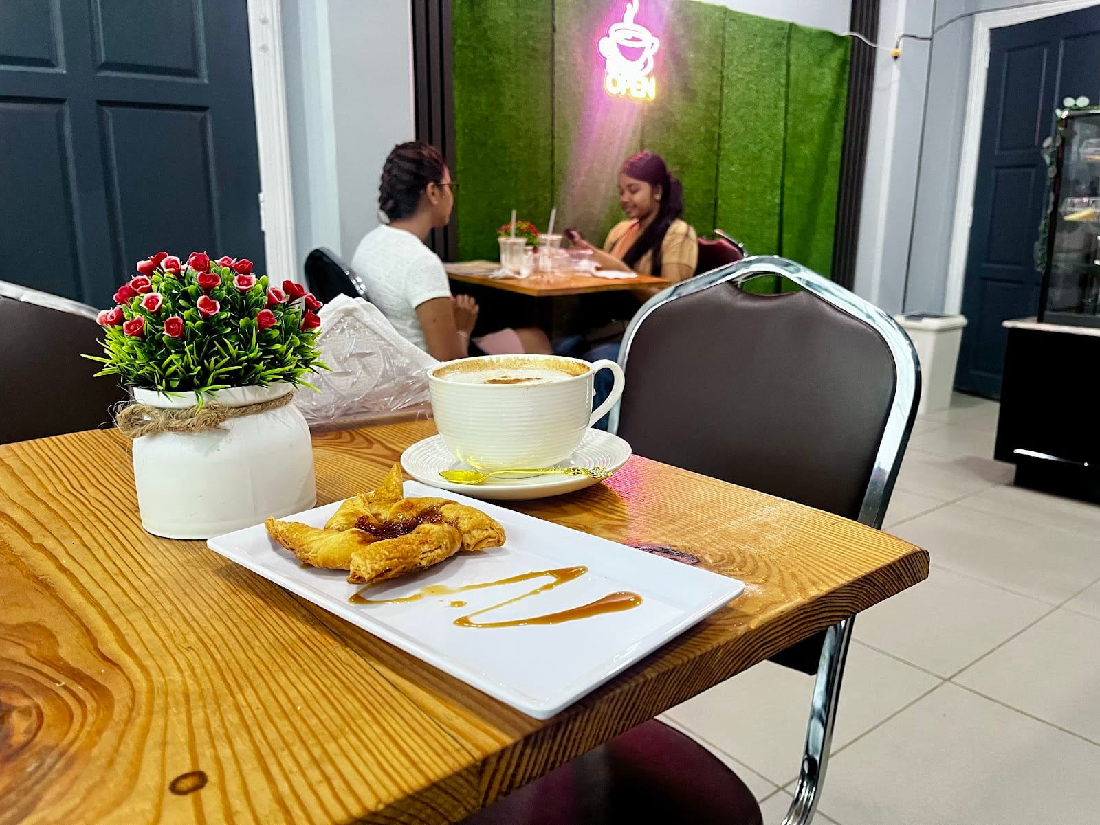 Corriverton Phoenix Cafe