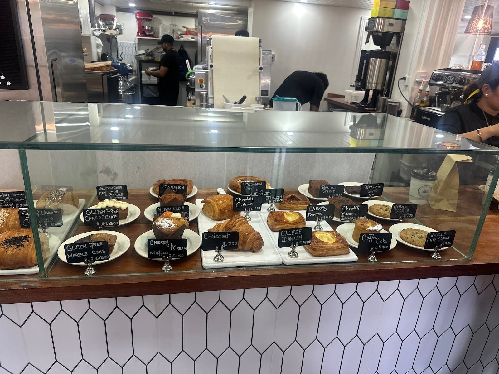 The Avenue Cafe