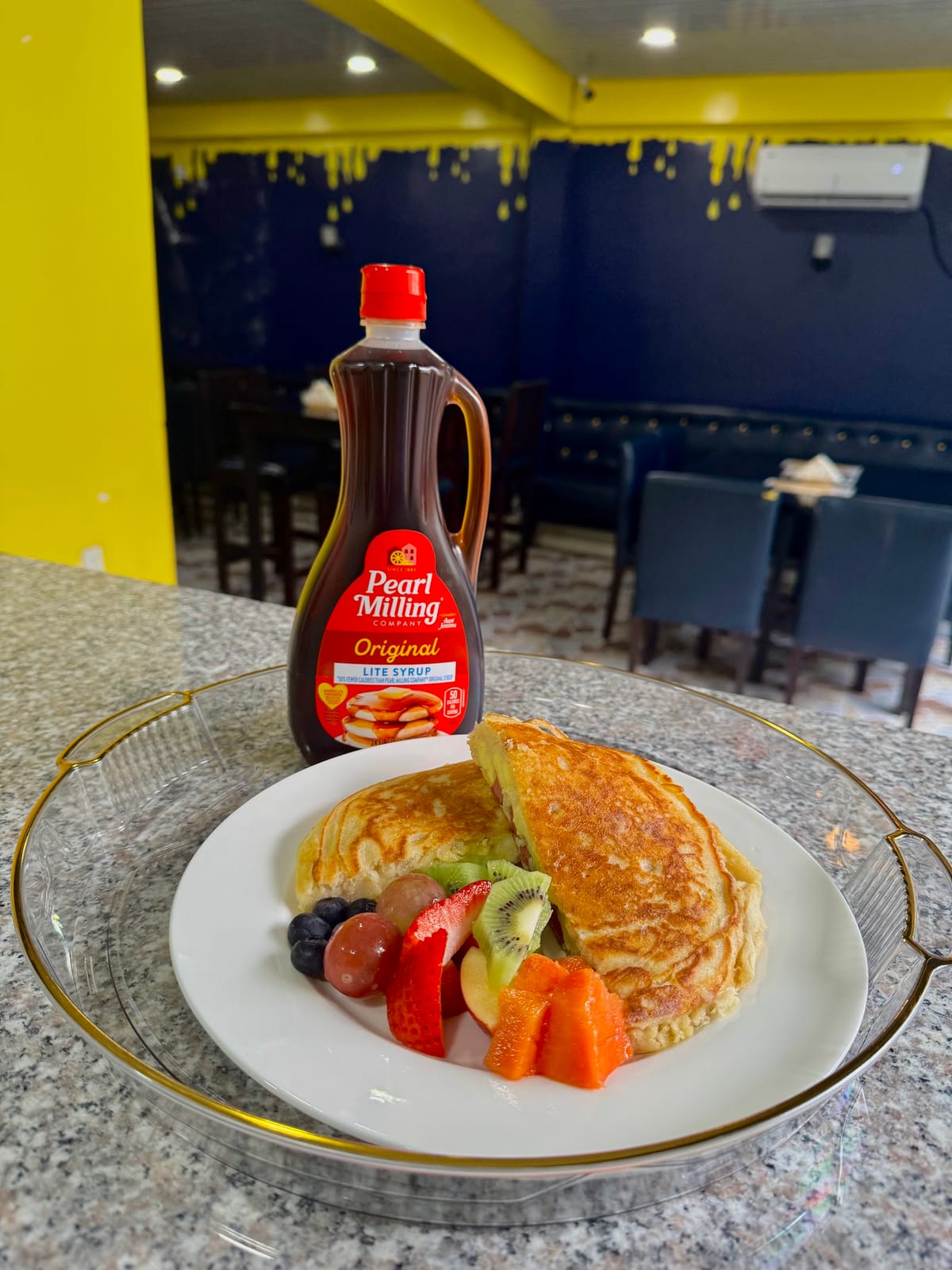 Luxury cafe