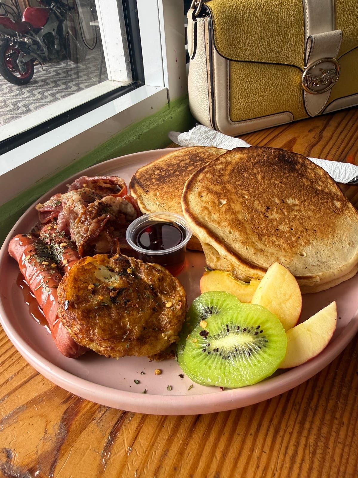 Colfin's Riverside Cafe