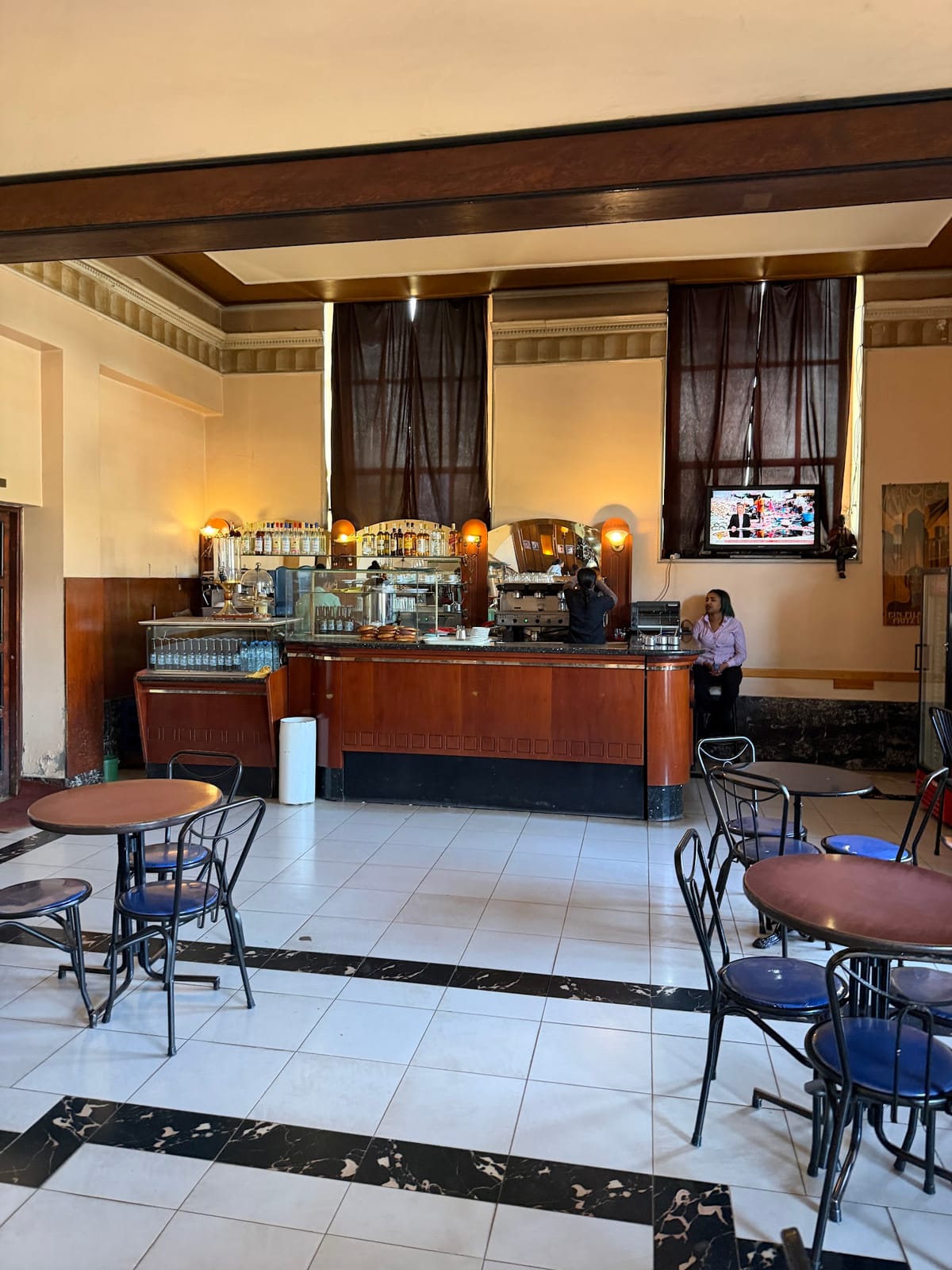 Cinema Roma Cafe