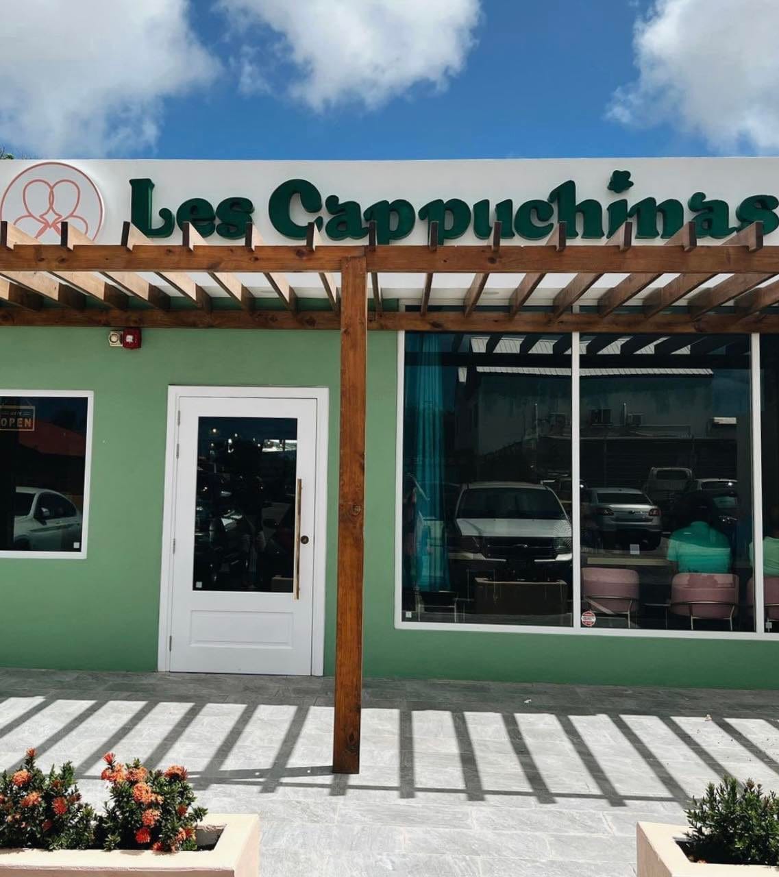 Les Cappuchinas Café & Eaterie