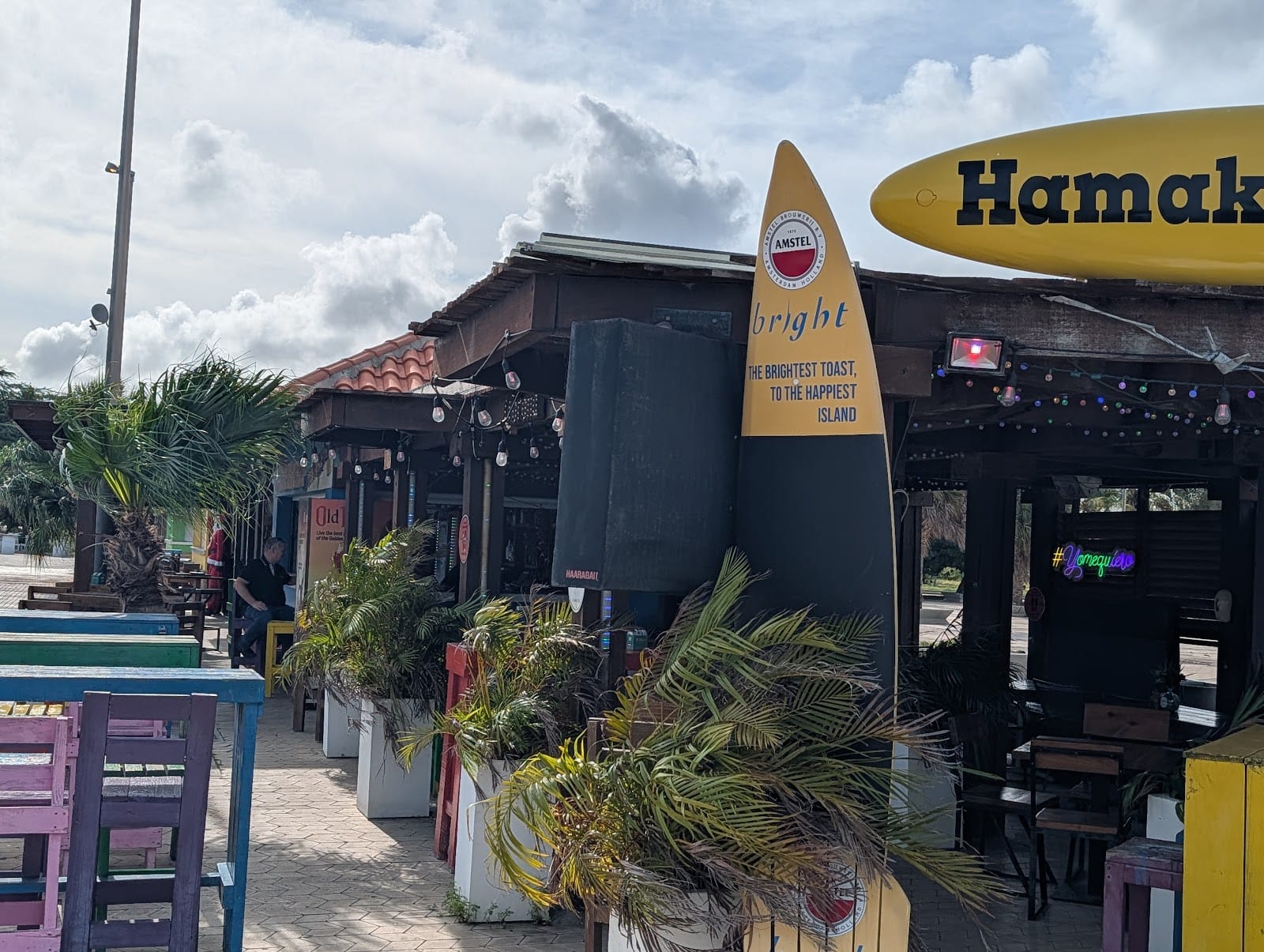 Hamaka Sidewalk Café