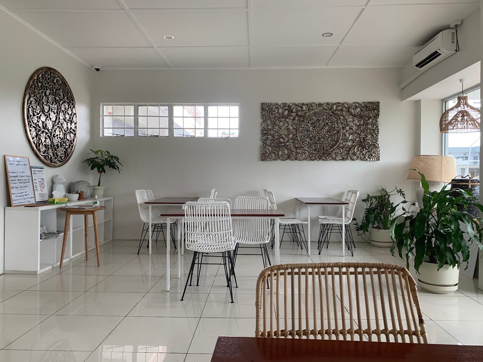 The Farmer's Daughter Cafe