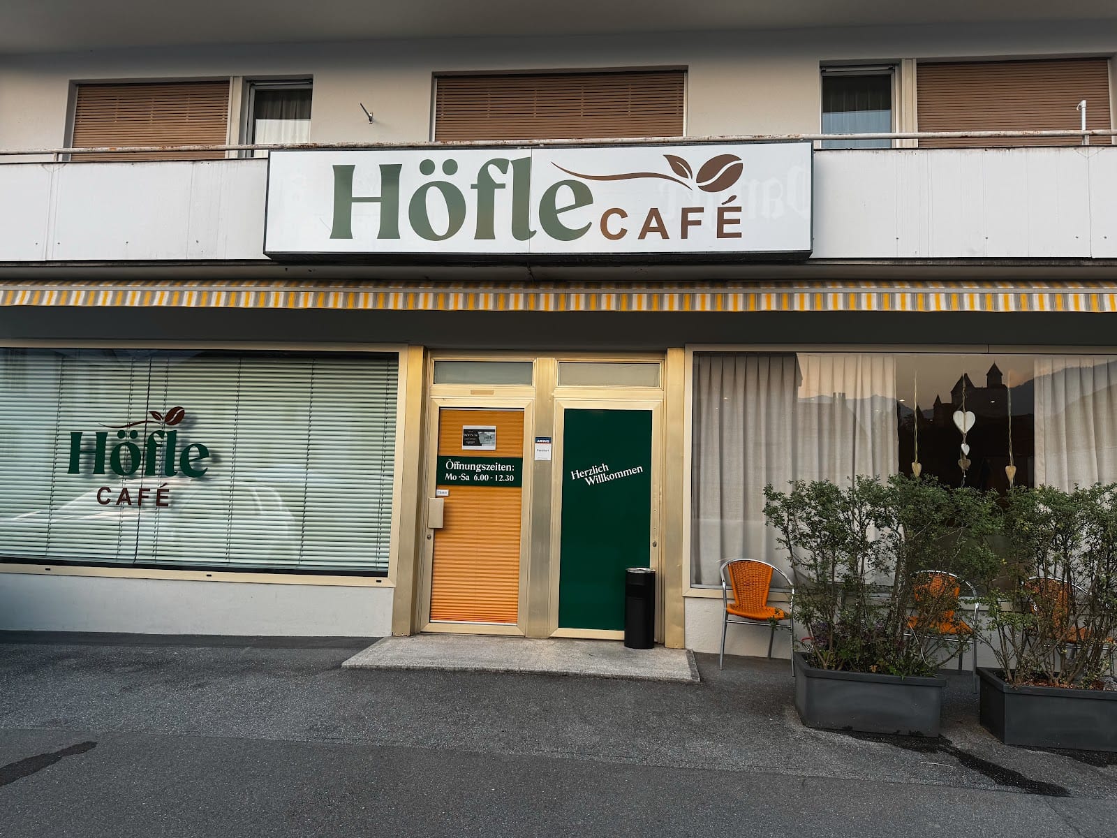 Höfle Café