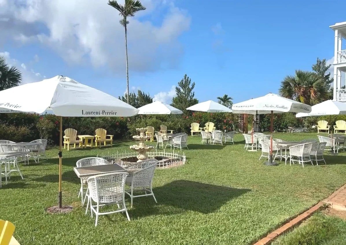 The Botanist Cafe & Garden Lounge photo 4
