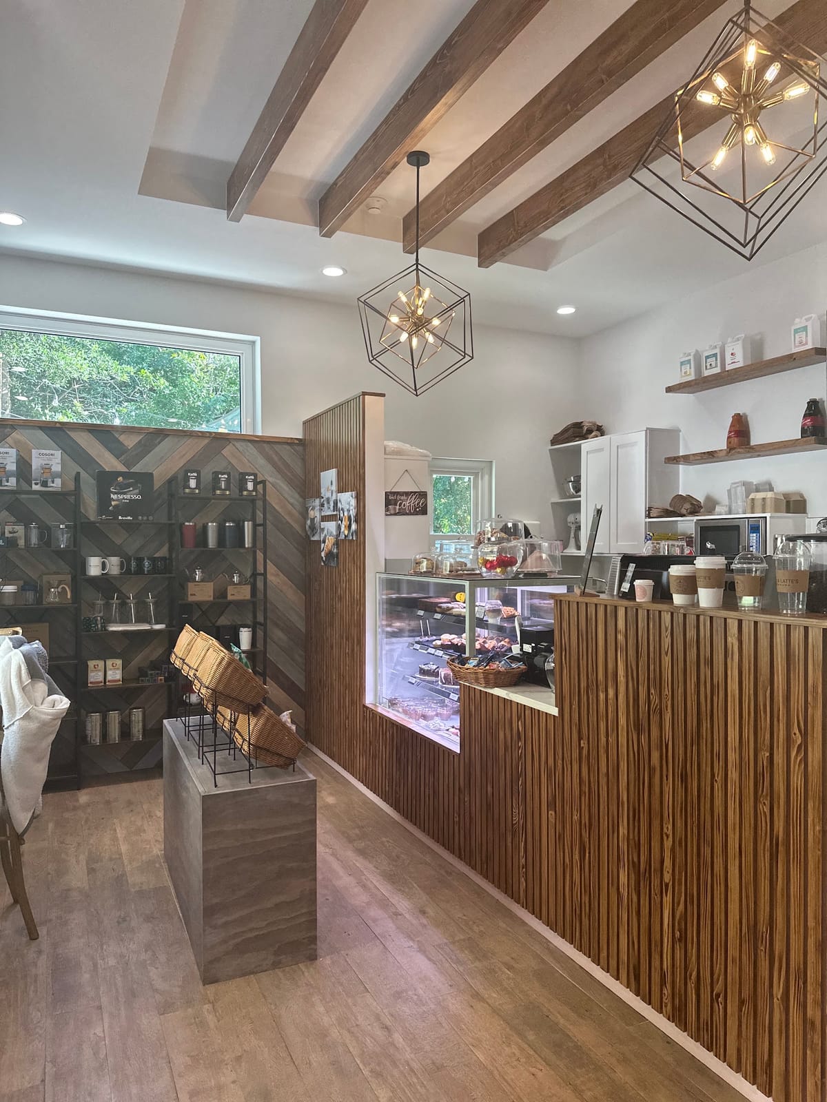 Latte's coffee & pastry