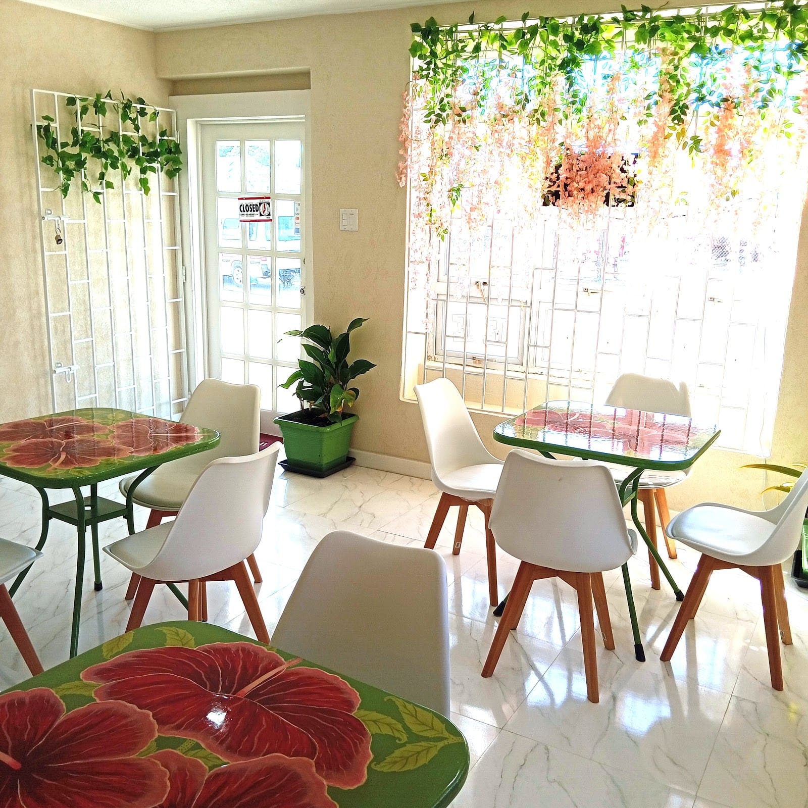 Hibiscus Cafe