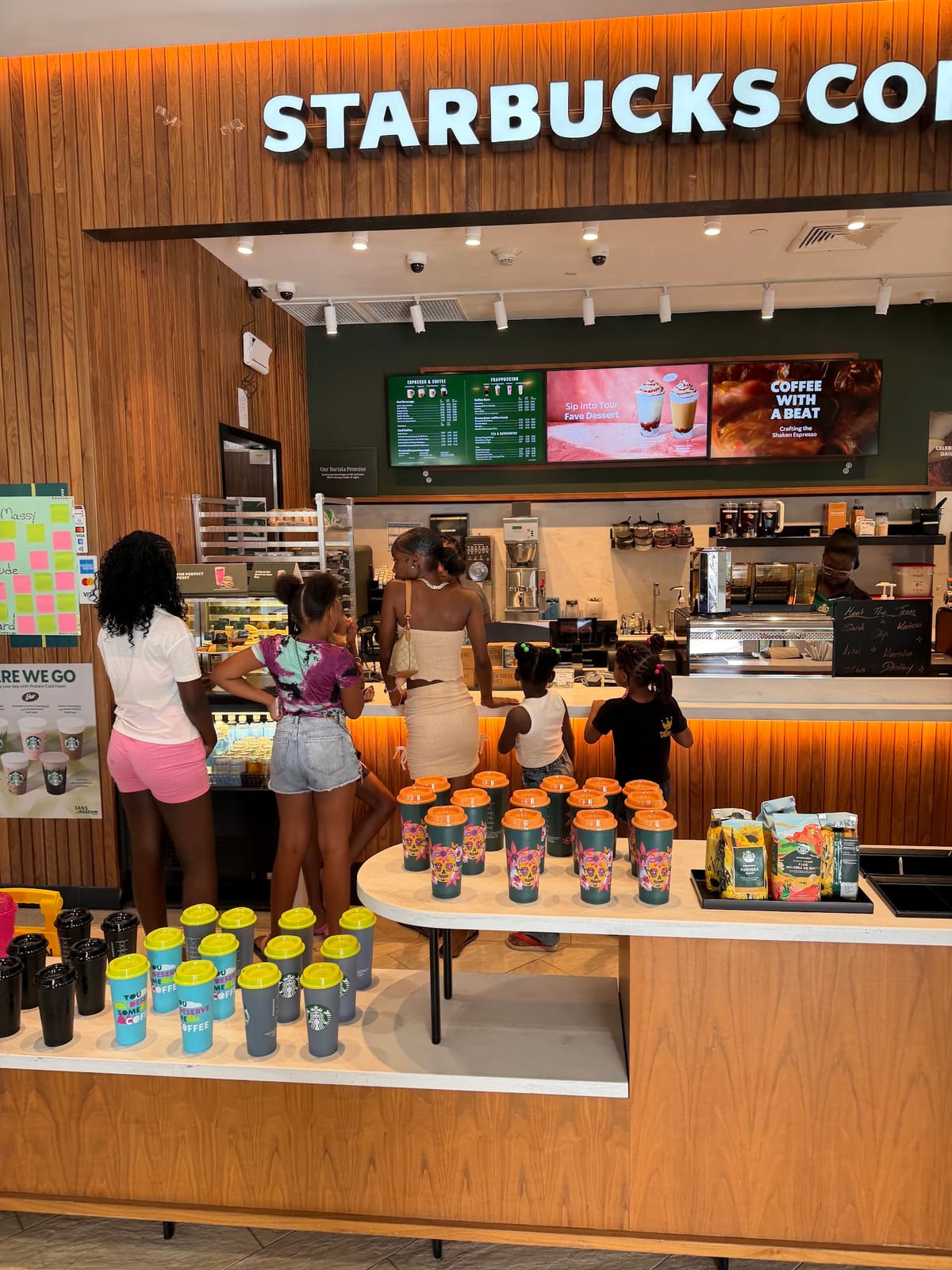 Starbucks Holetown