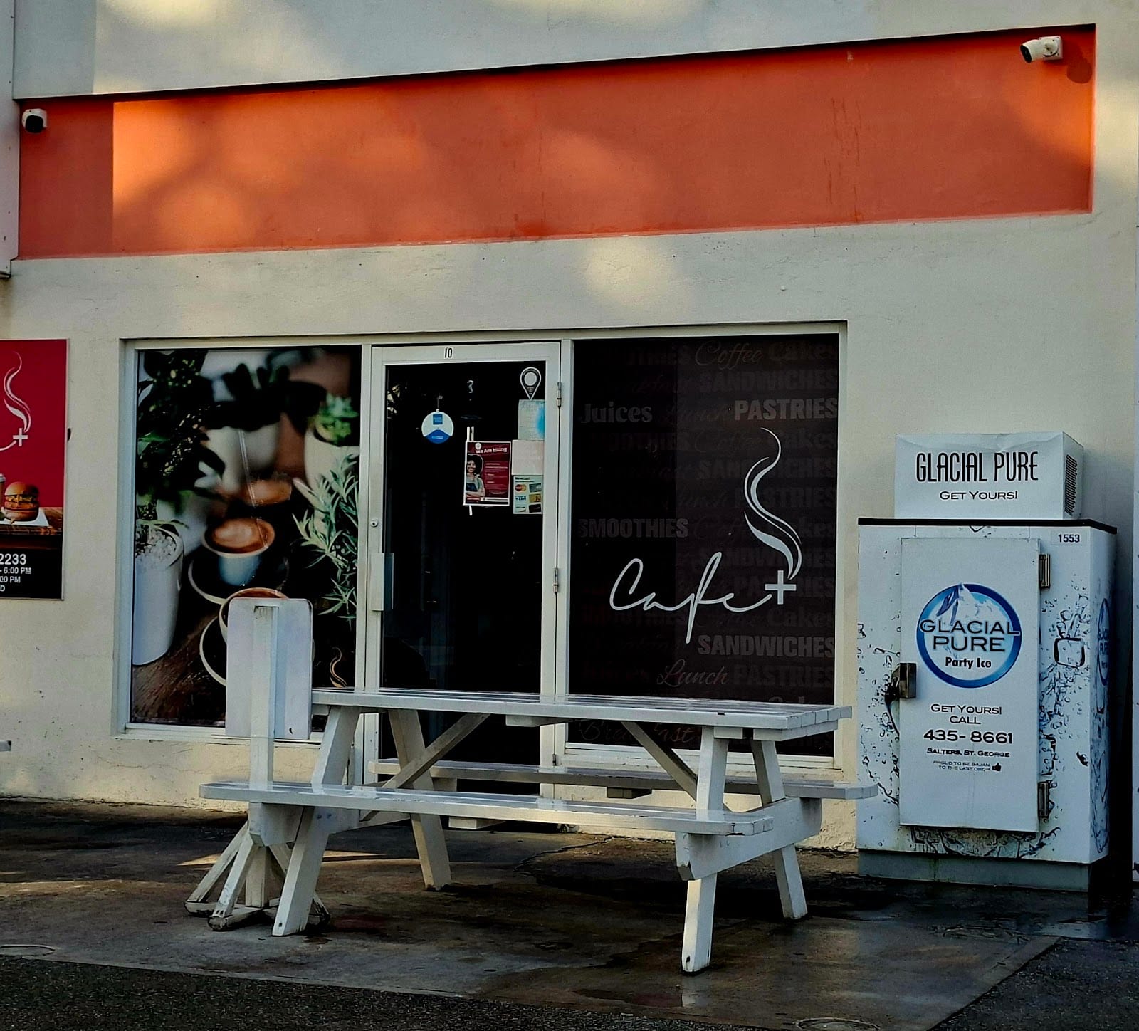 Cafe Plus