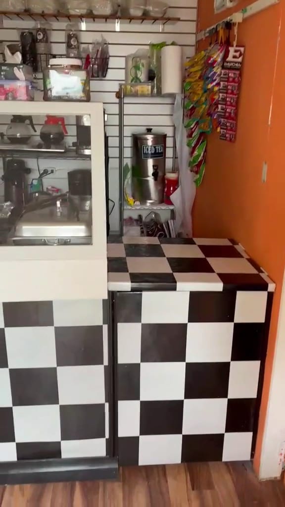 Easy B's Coffee and Variety
