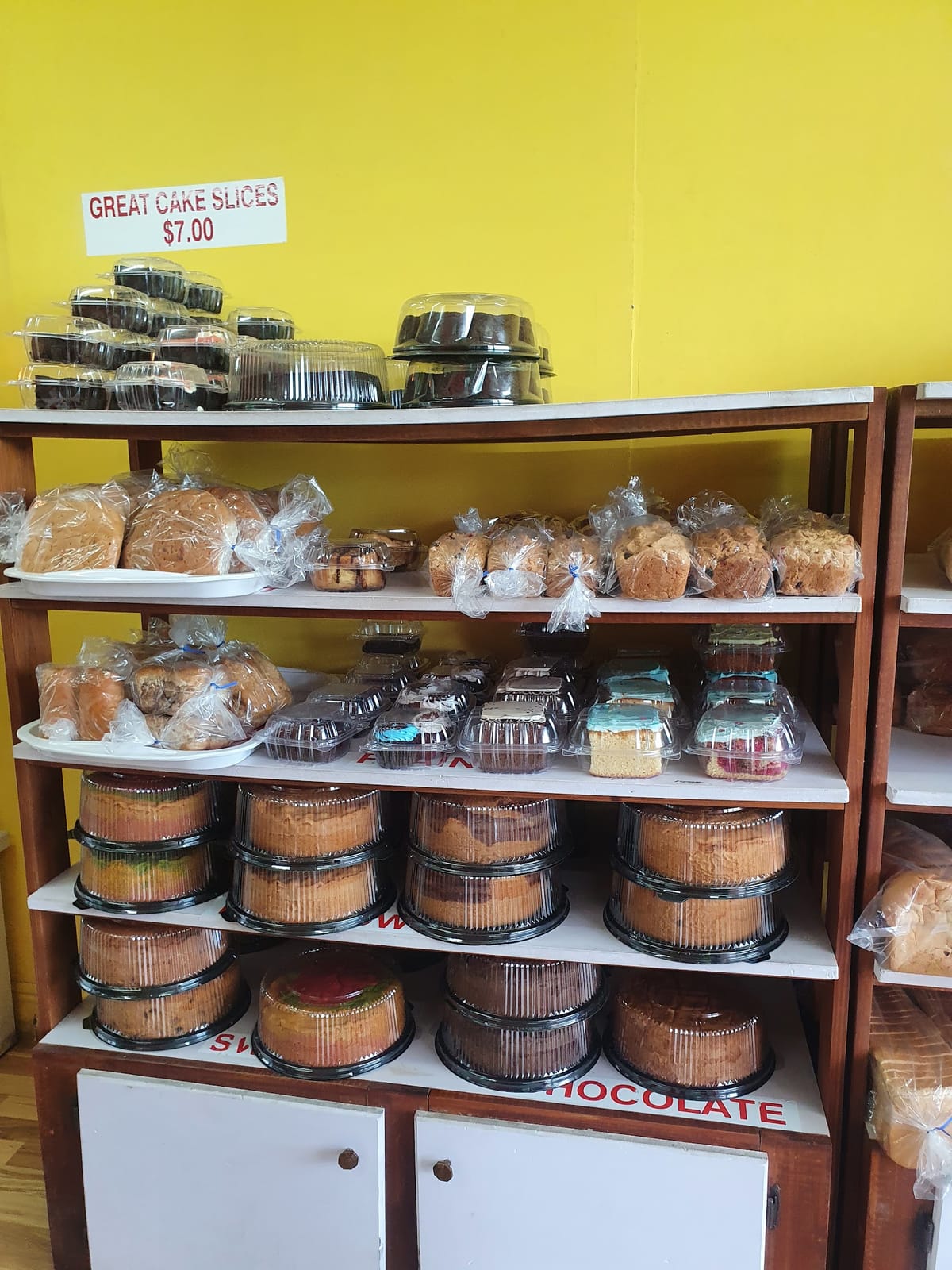 Crumbz Bakery