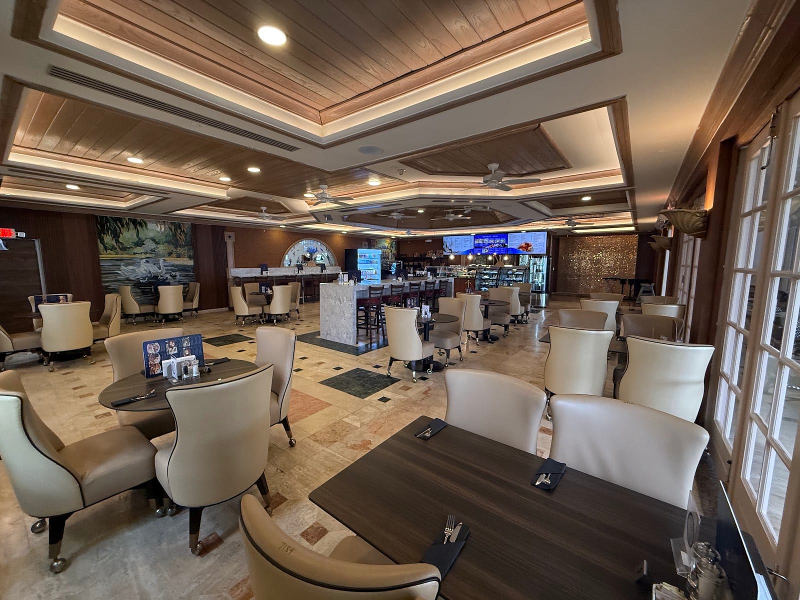 Divan Café