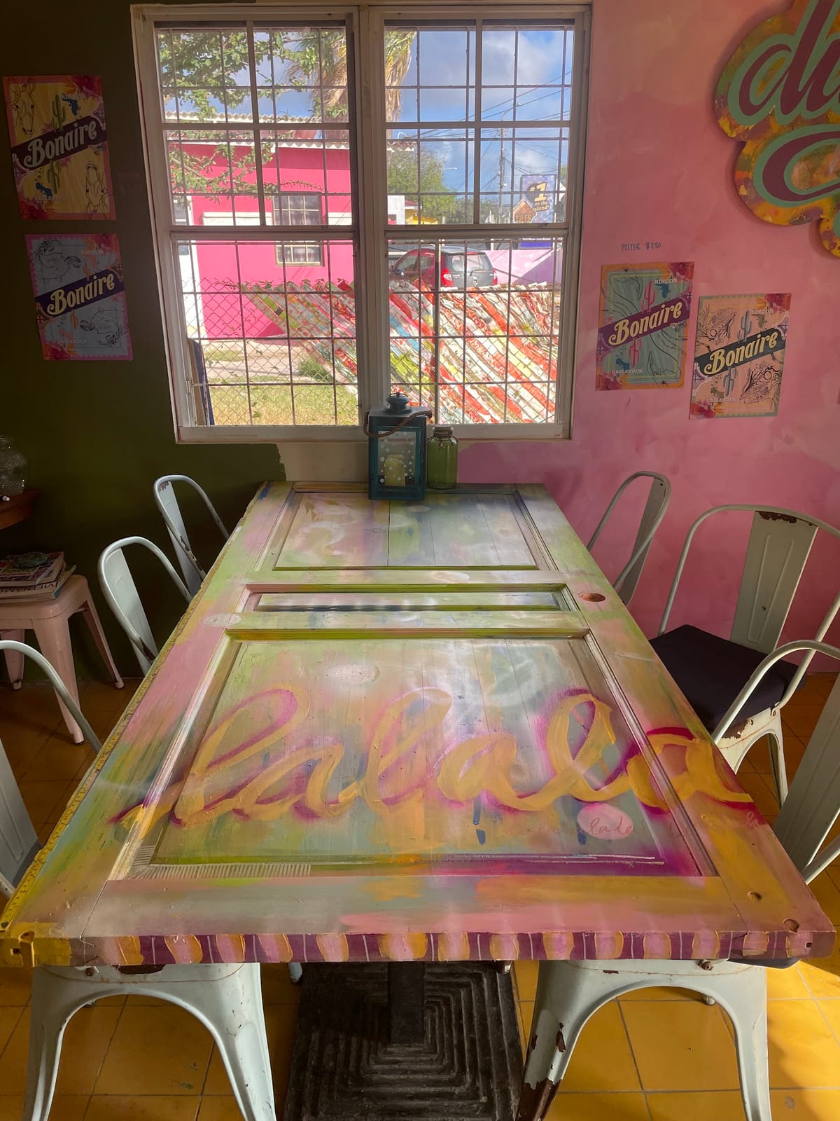 Kas di Lus (Aloha Bonaire)