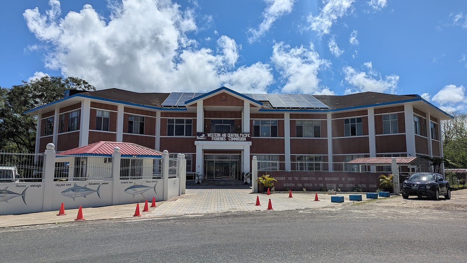 waggys store and take out photo 2