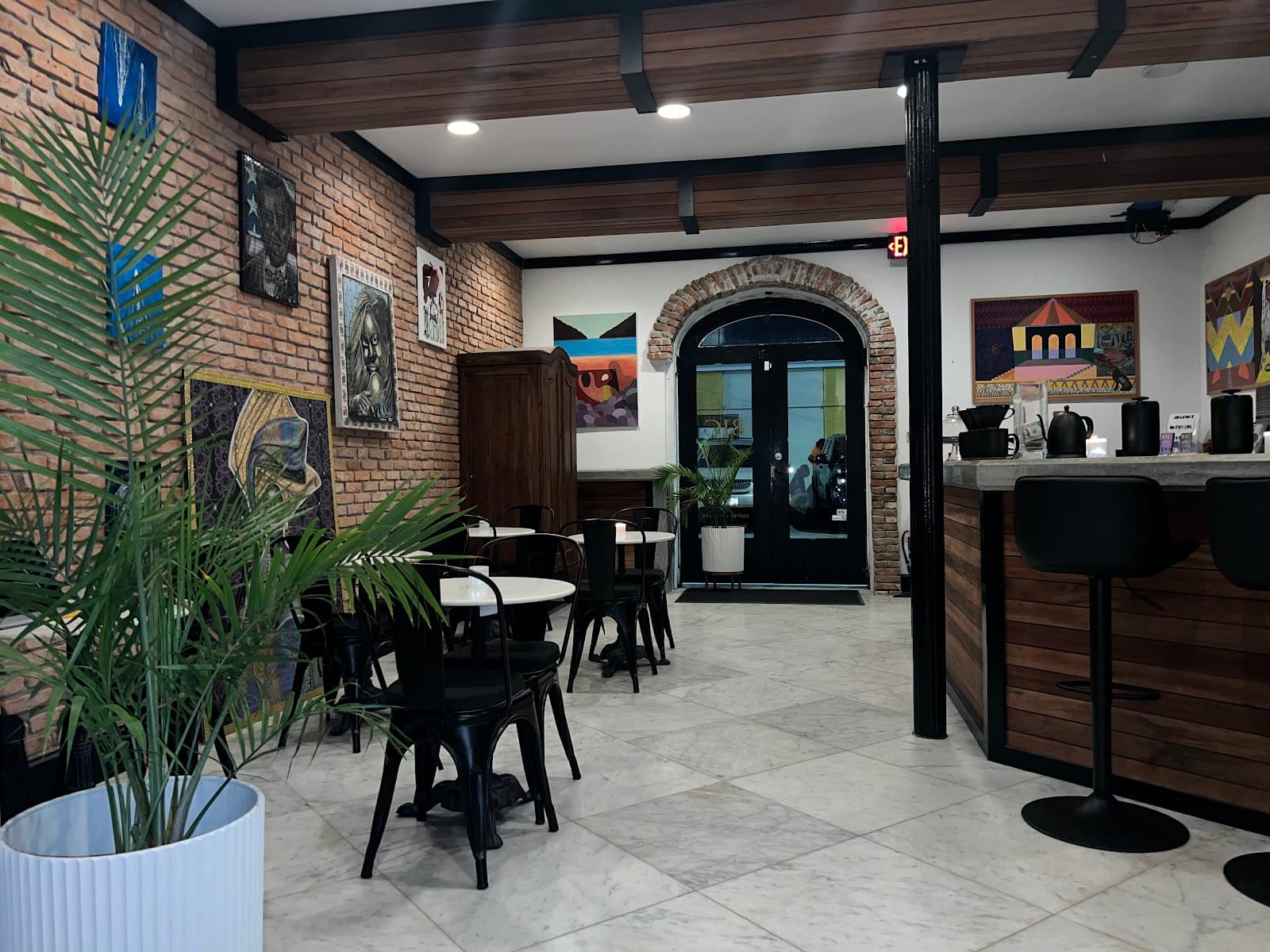 81C Coffee + Wine Bar