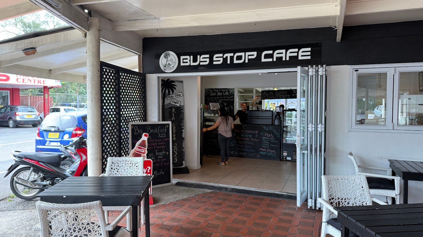 Bus Stop Café Avarua
