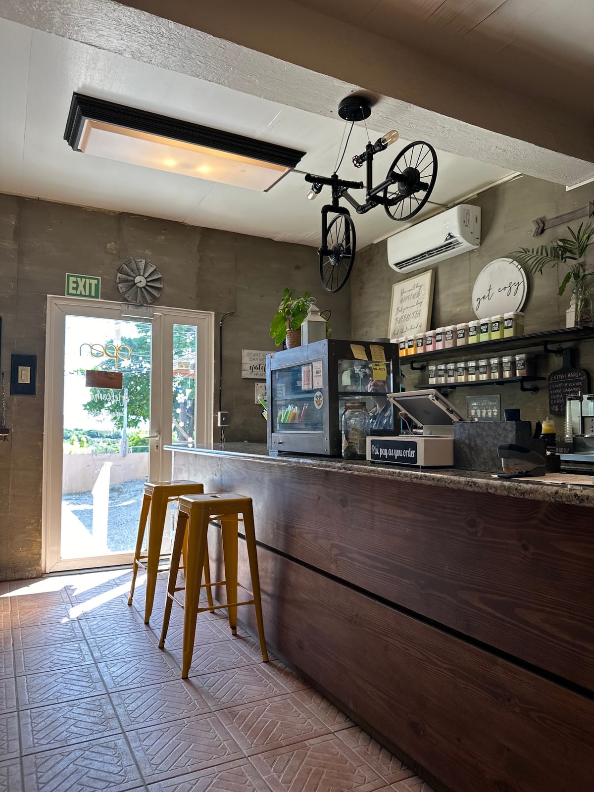B.e.s.Tea Bubble Tea and Café