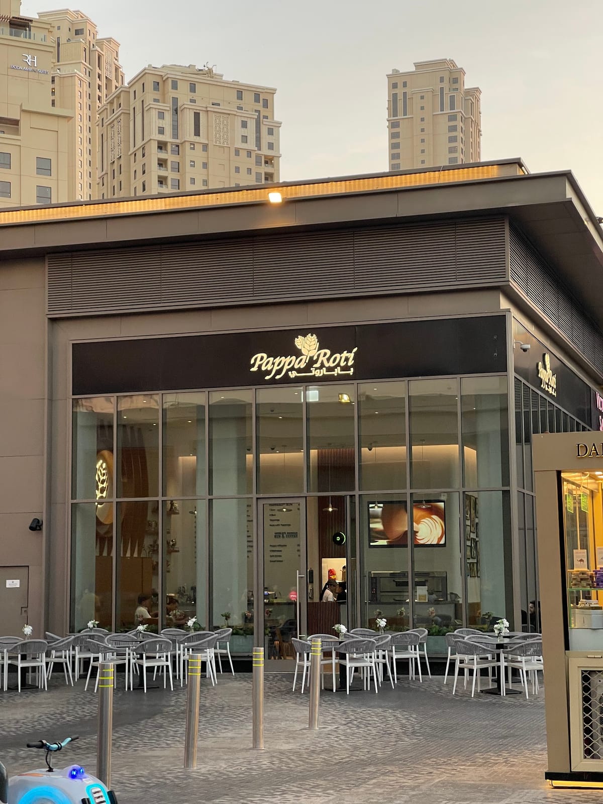 Pappa Roti Cafe