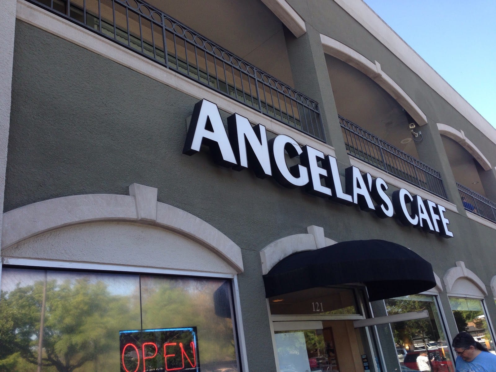 Angela's Cafe