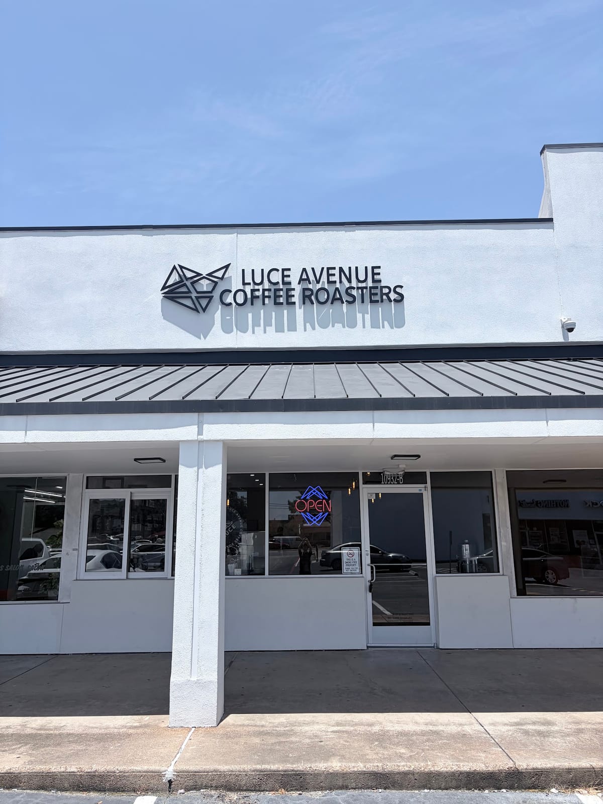 Luce Avenue Coffee Roasters - Lakeside Village