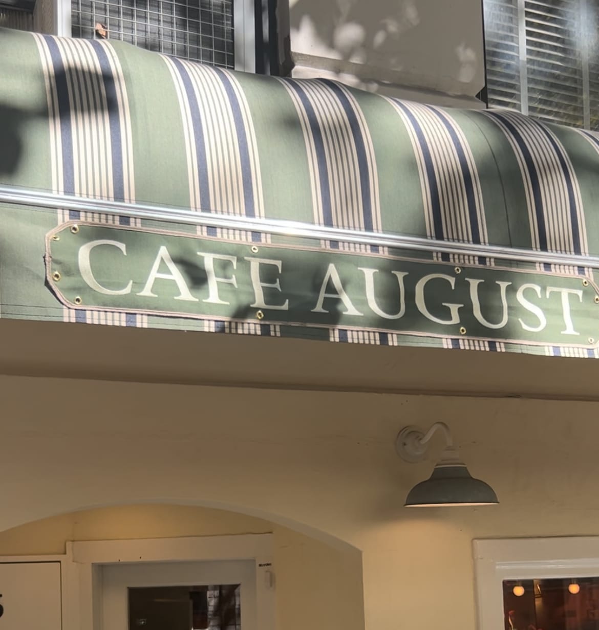 Cafe August