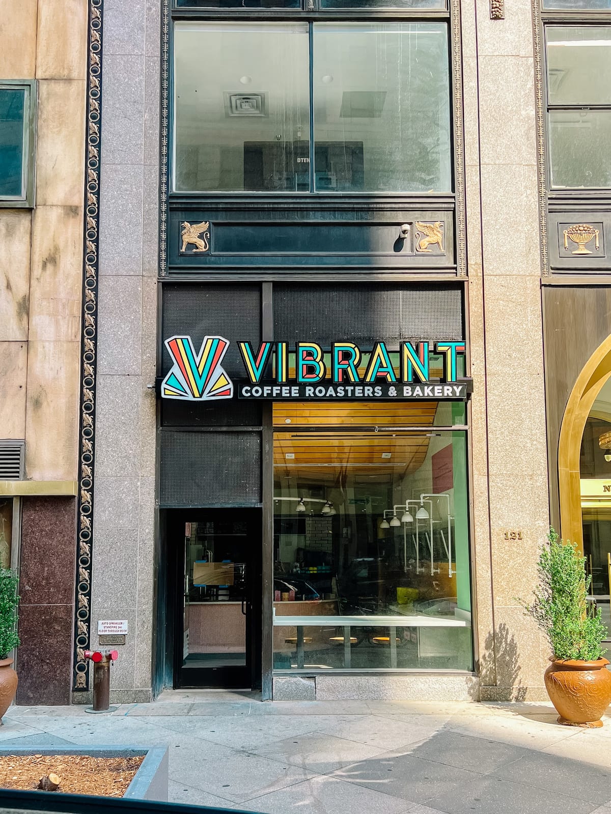 Vibrant Coffee Roasters & Bakery - Broad