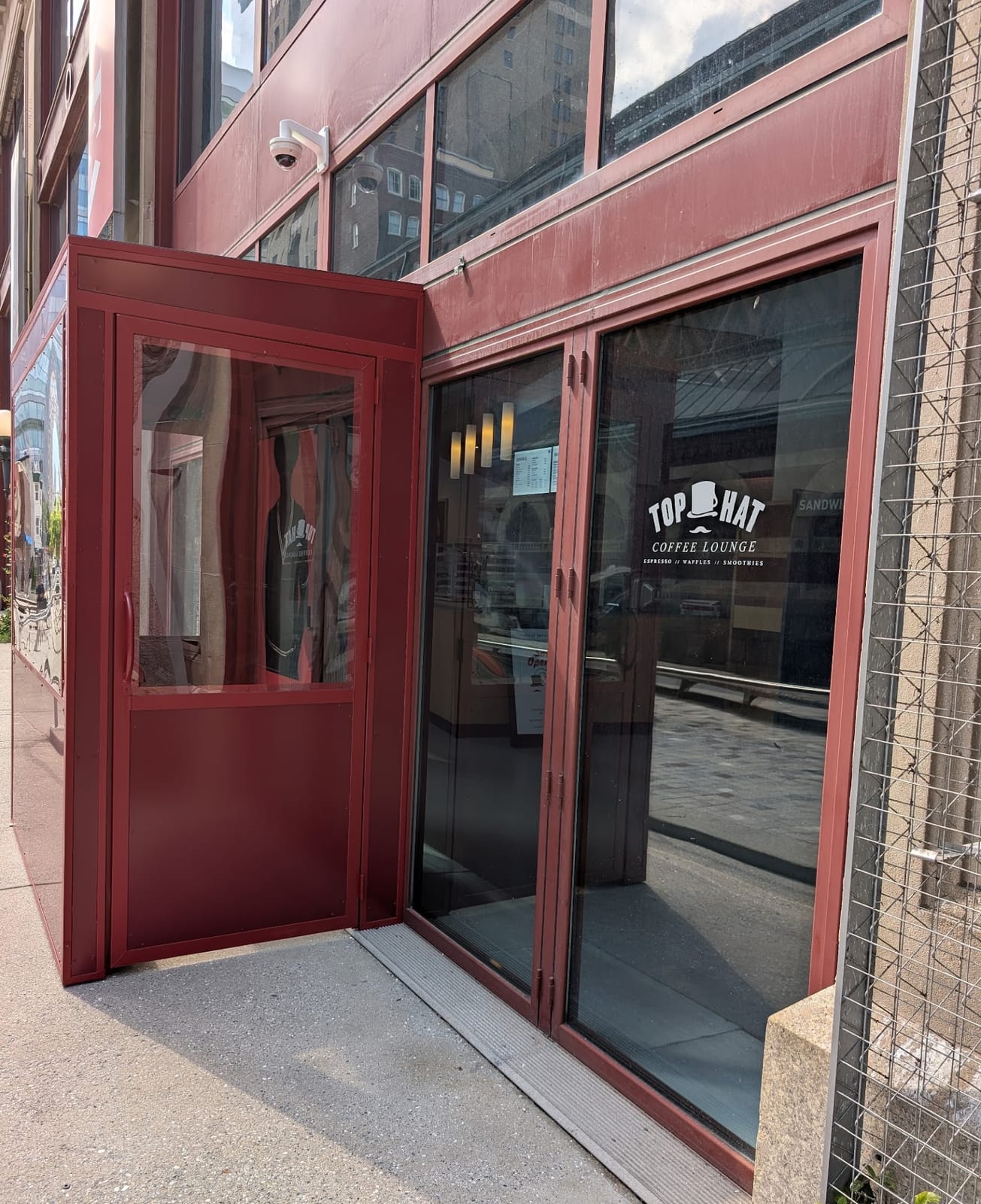 Top Hat Coffee Lounge