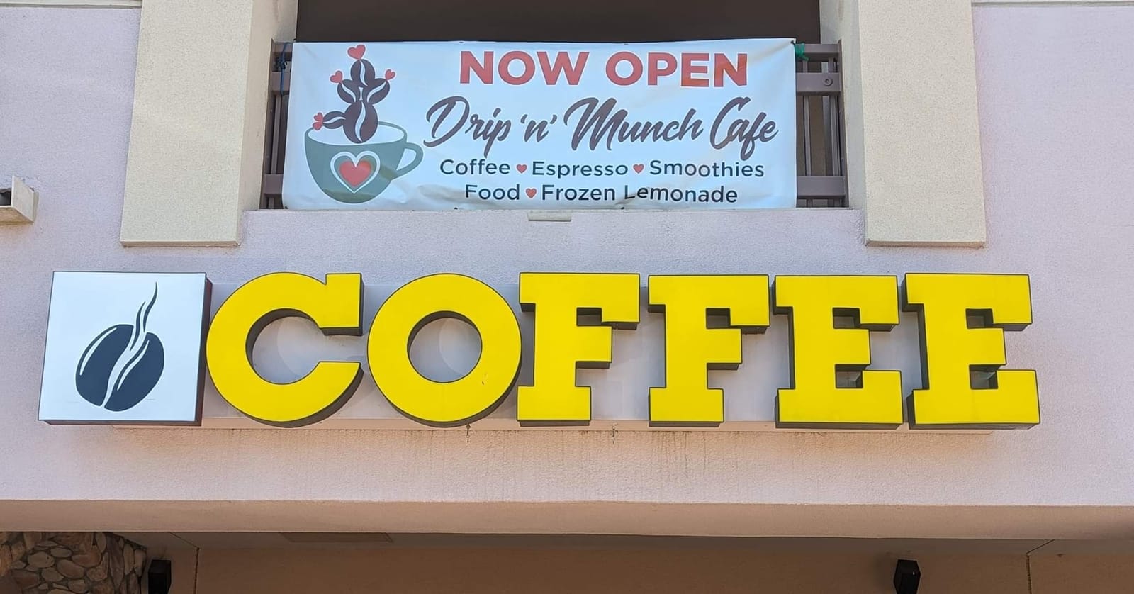 Drip 'N' Munch Cafe photo 5