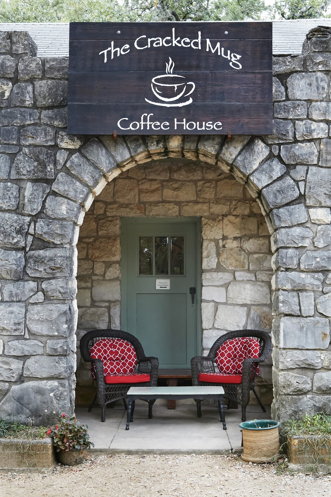 The Cracked Mug Coffee House