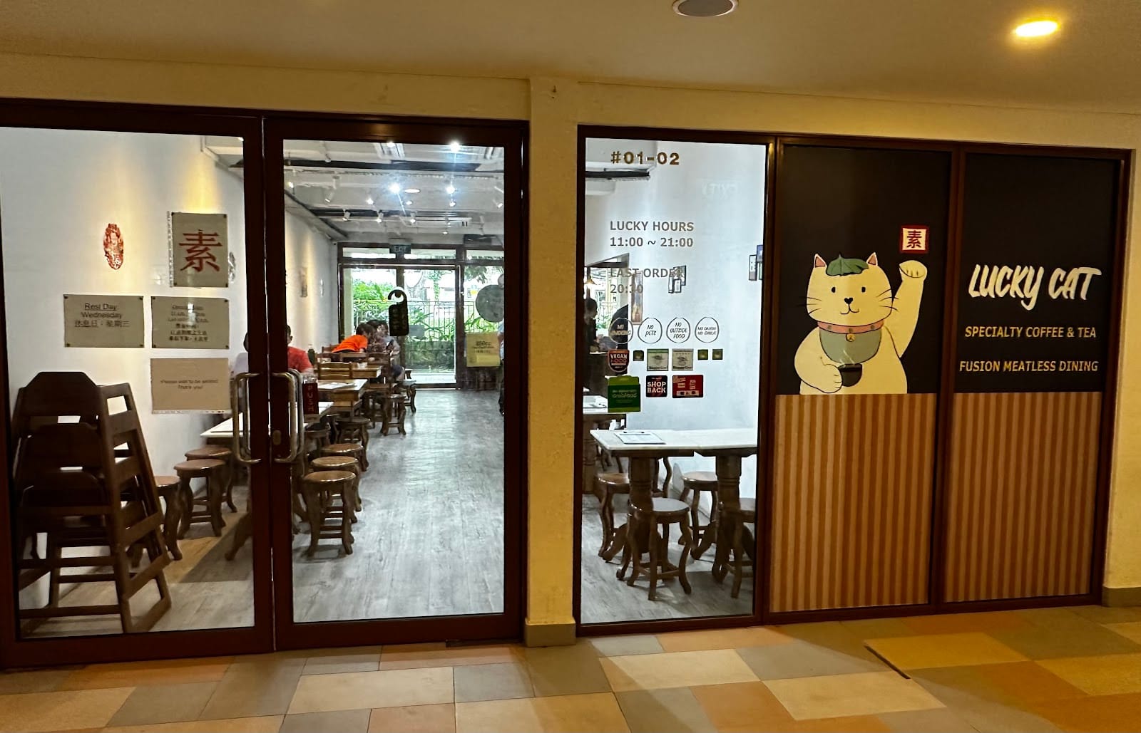 Lucky Cat Vegetarian/Vegan Cafe