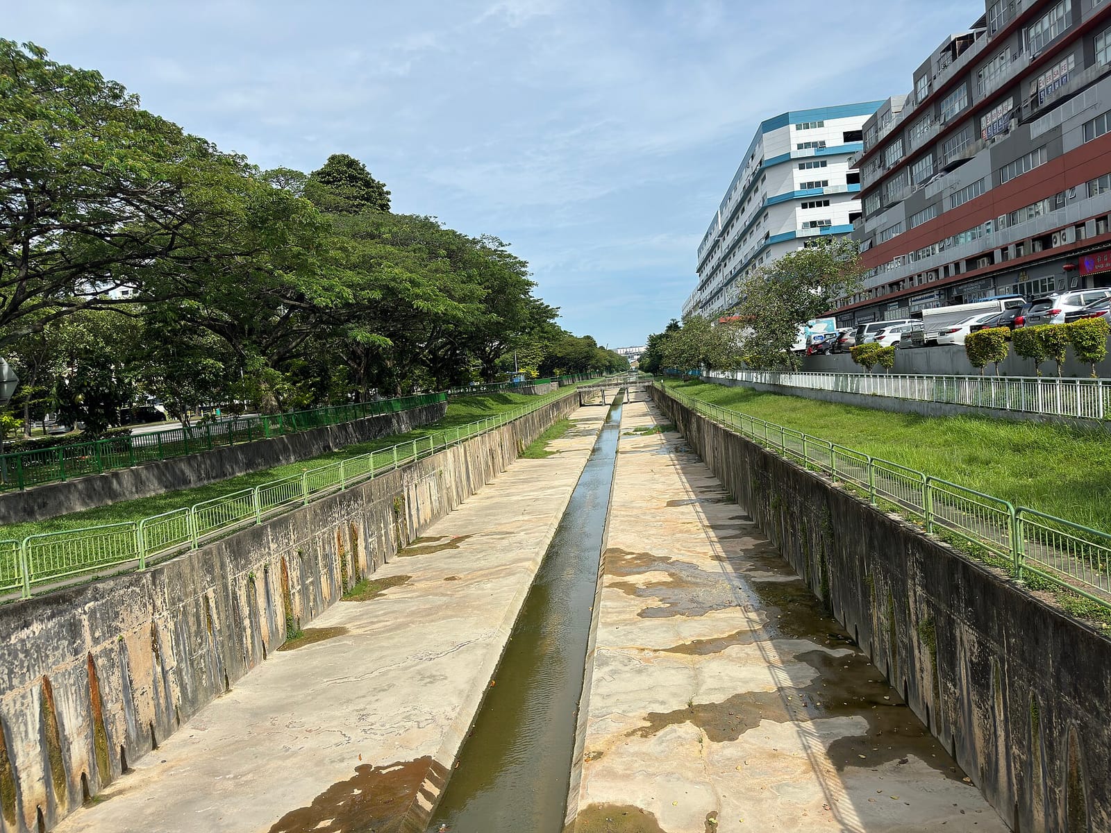 Kim San Leng (Pioneer Junction) photo 2