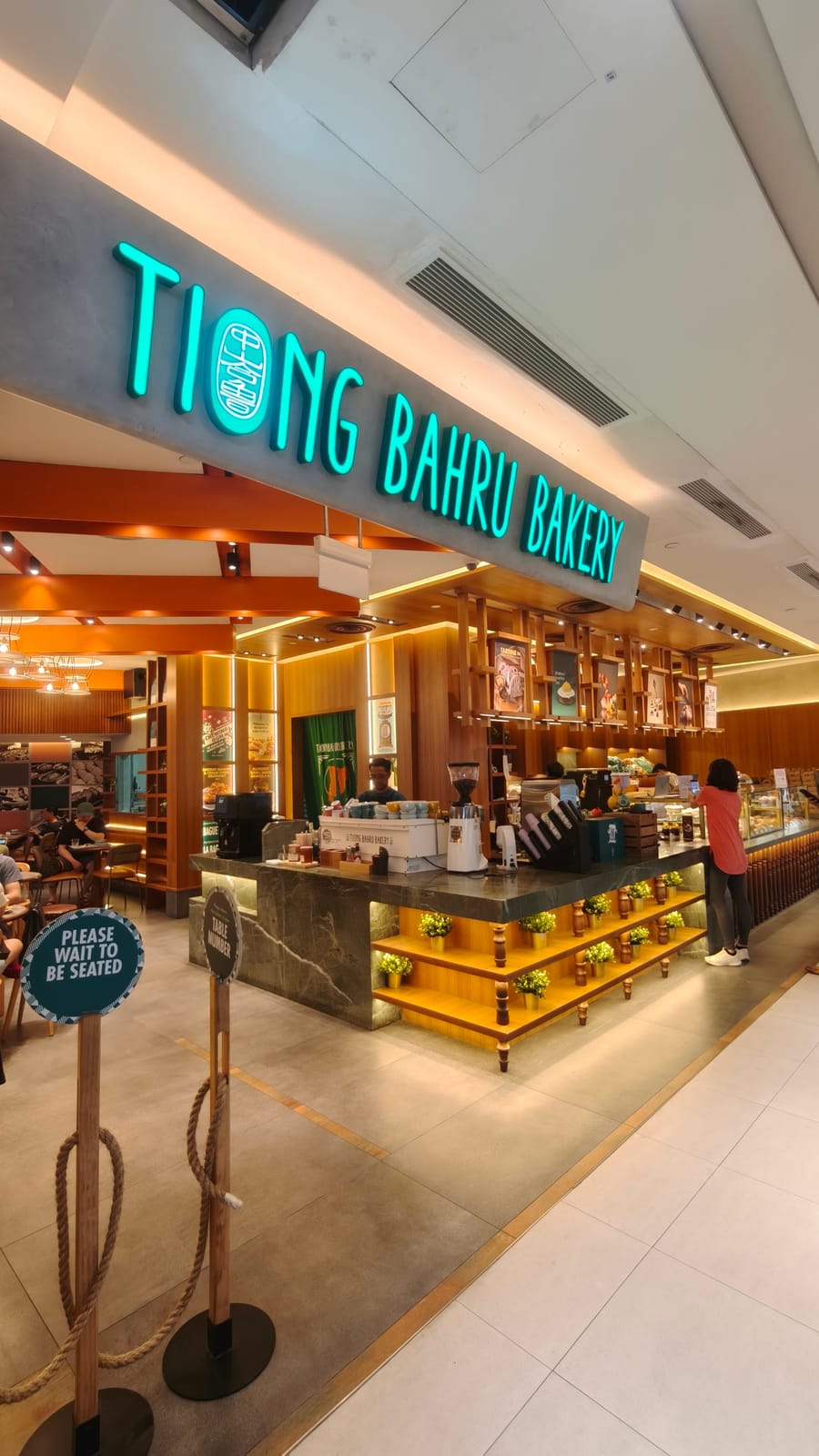 Tiong Bahru Bakery