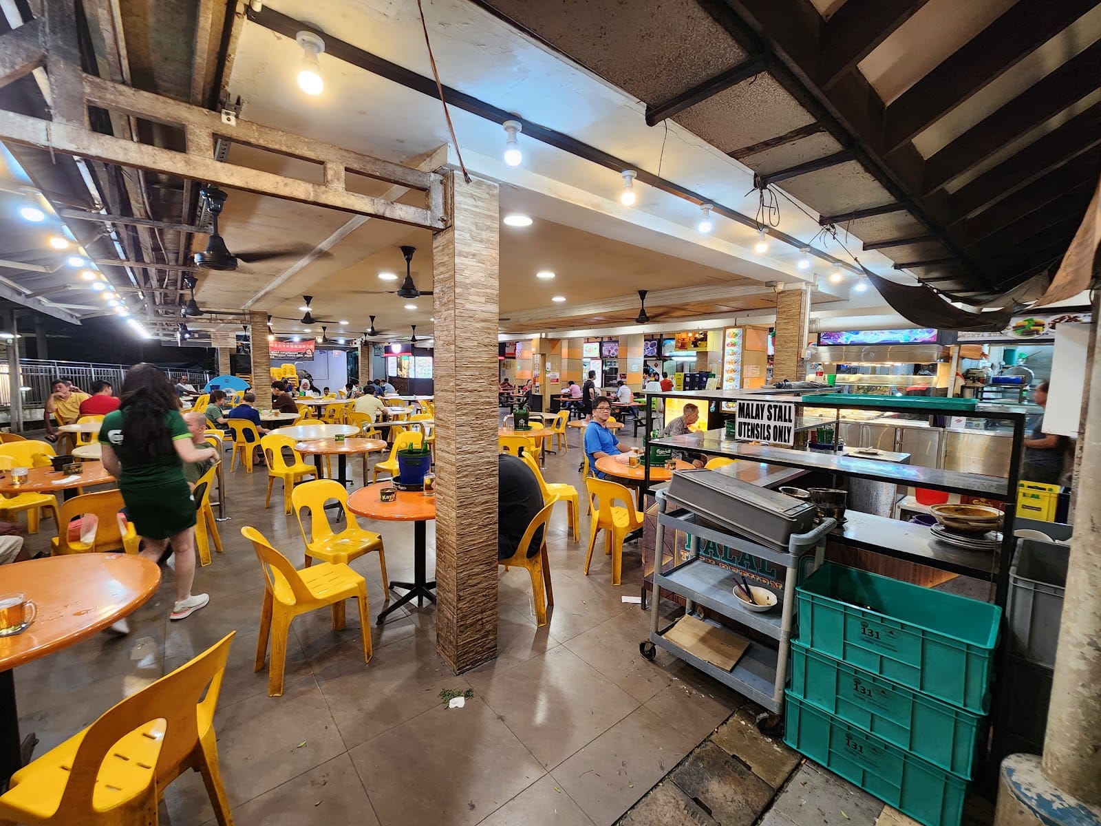 Kimly Coffeeshop (Blk 131 Marsiling Rise)