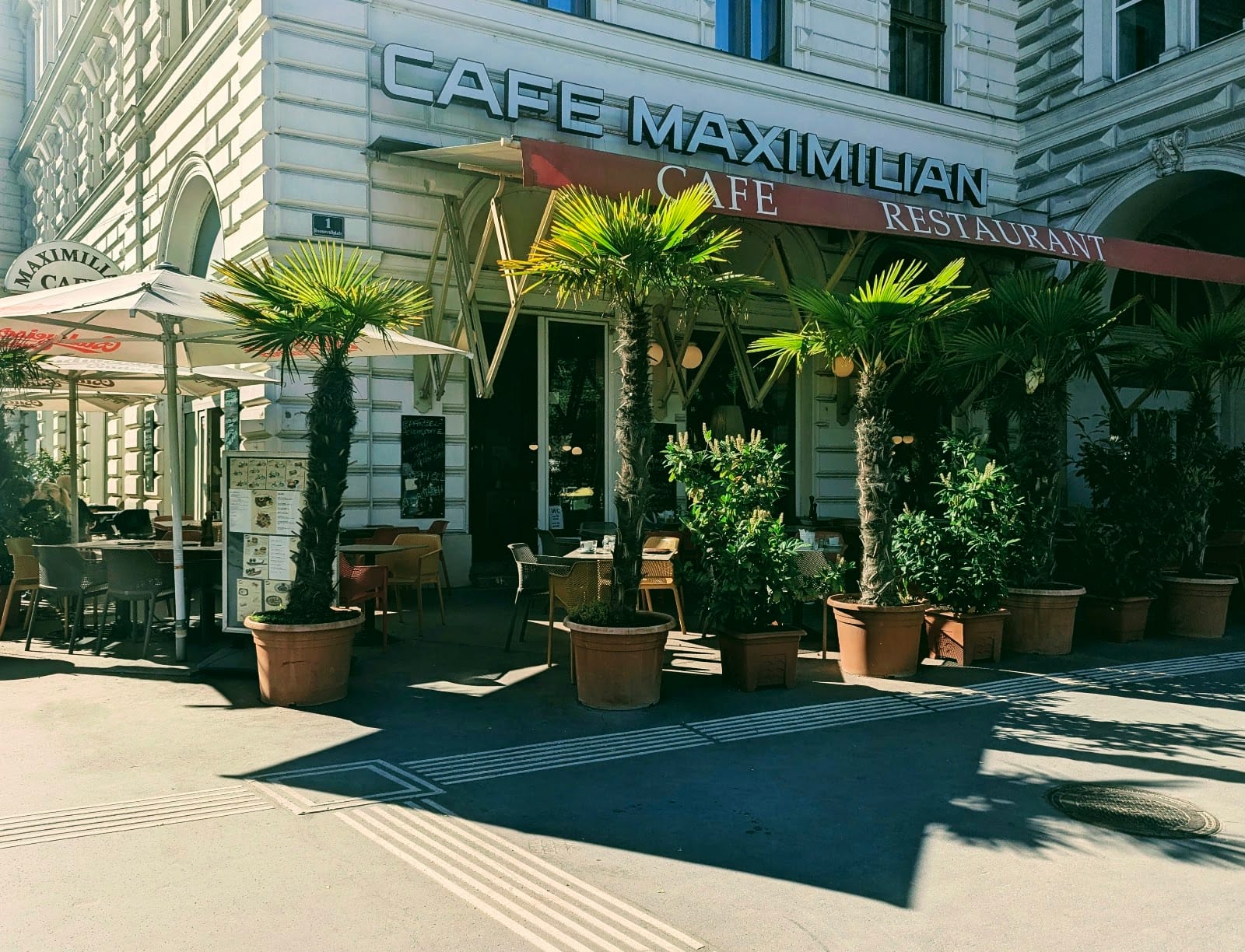 Cafe Restaurant Maximilian