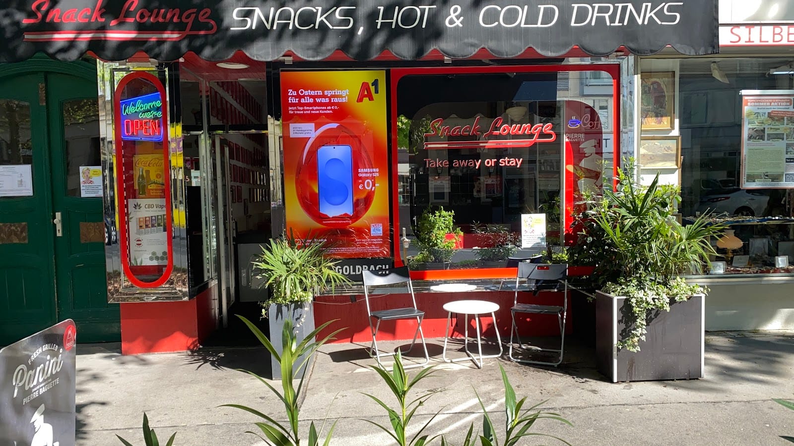 Snack Lounge