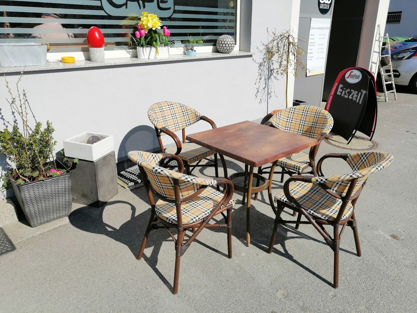 Das Café
