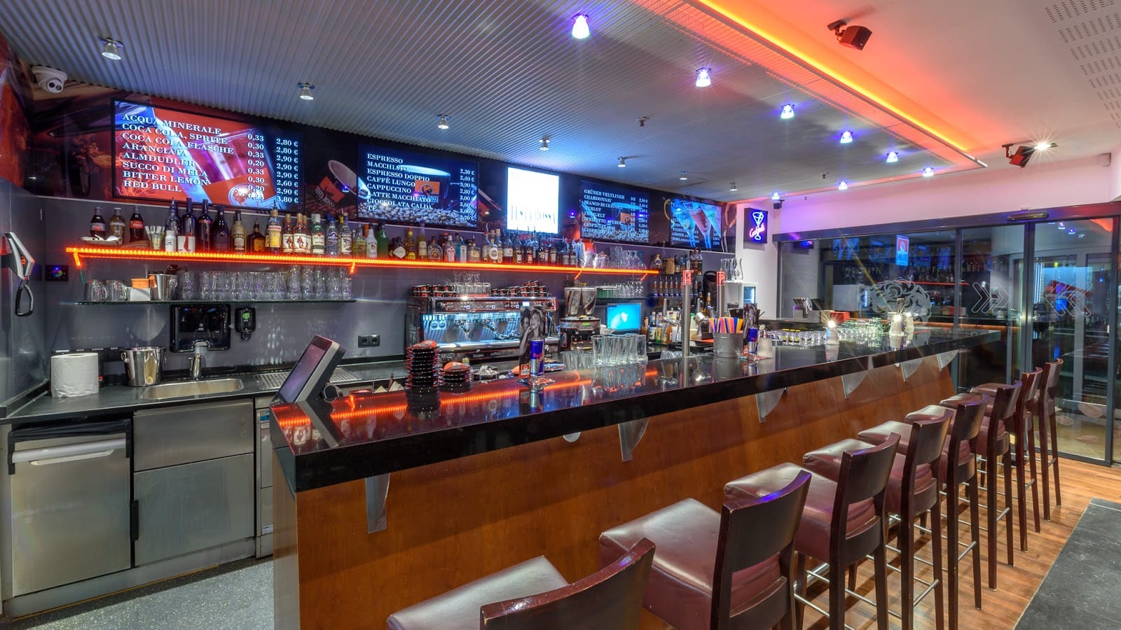 Testarossa Caffèbar im DEZ