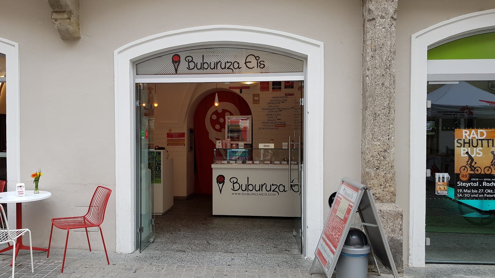 Buburuza Eis