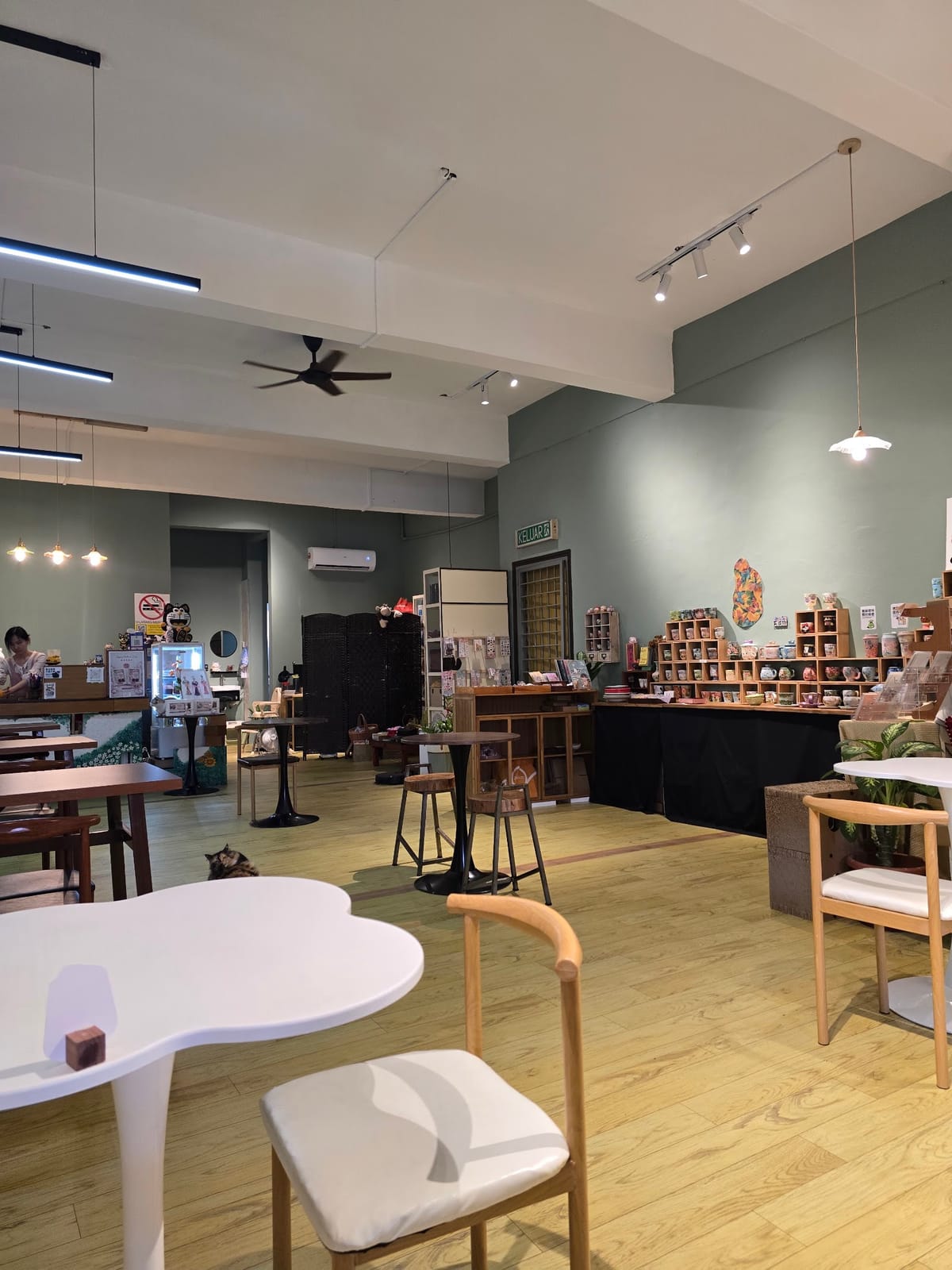 沐木 Helloo MuMu Studio Cafe (nearby MRT Sungai Buloh)