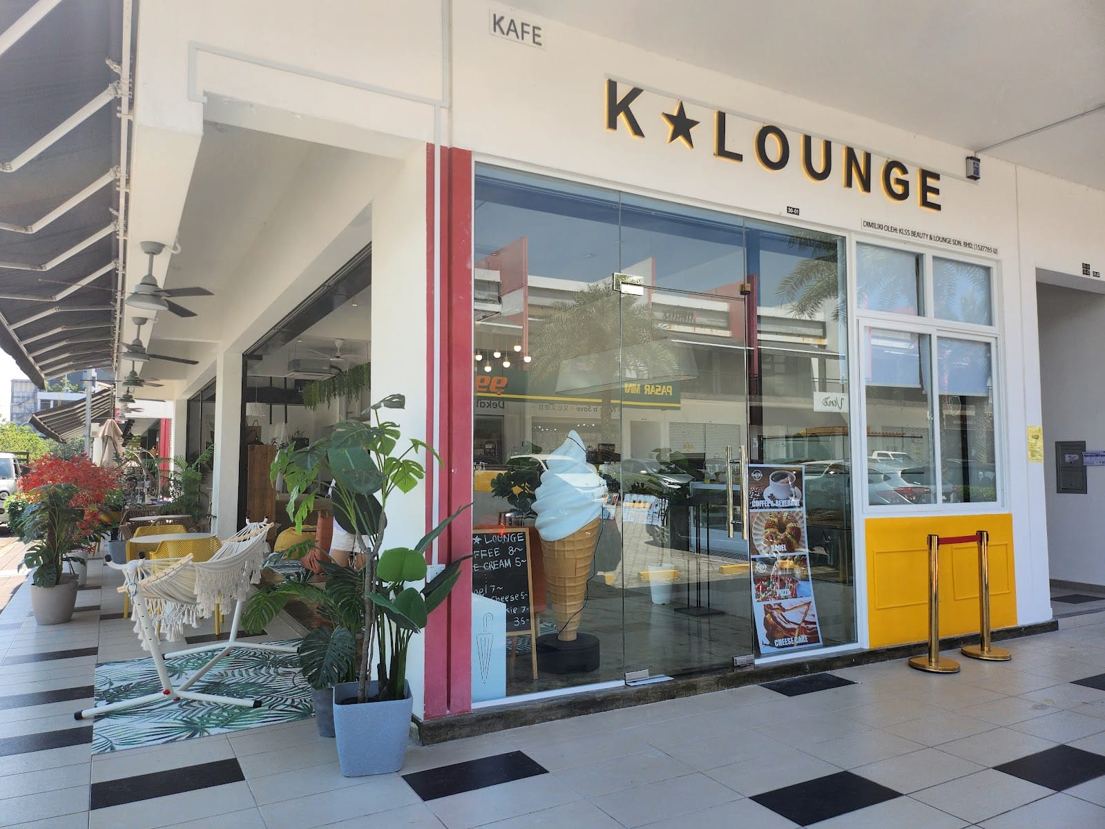 K Lounge