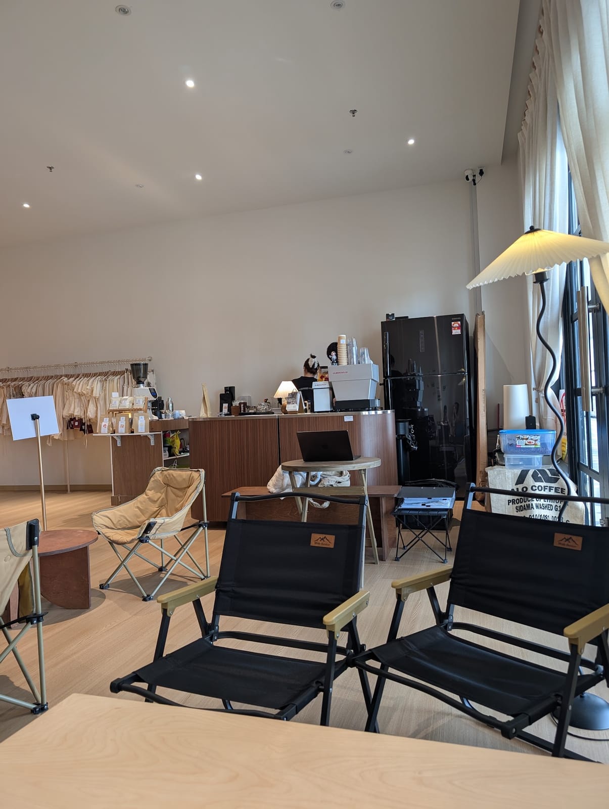 Hibi Coffee Roastery (Eco Galleria) Behind Door of Megumi's Room