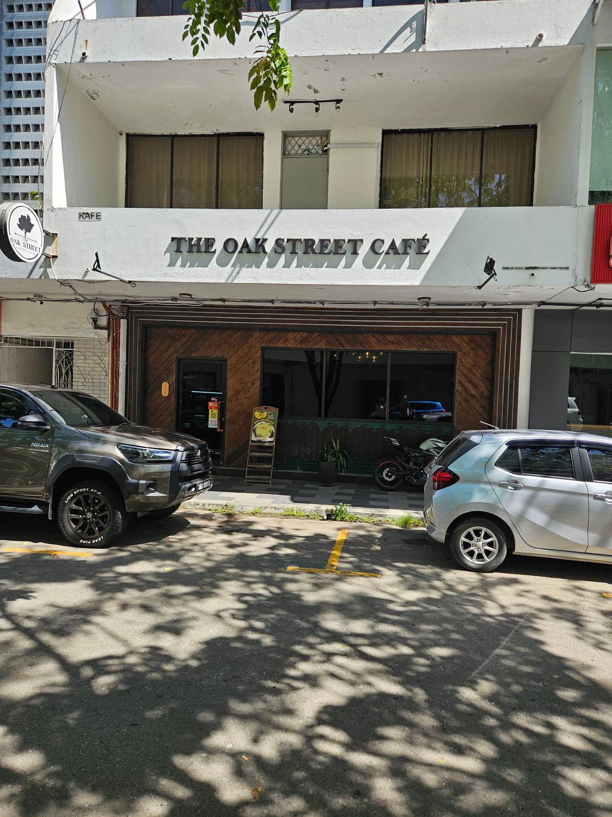 The Oak Street