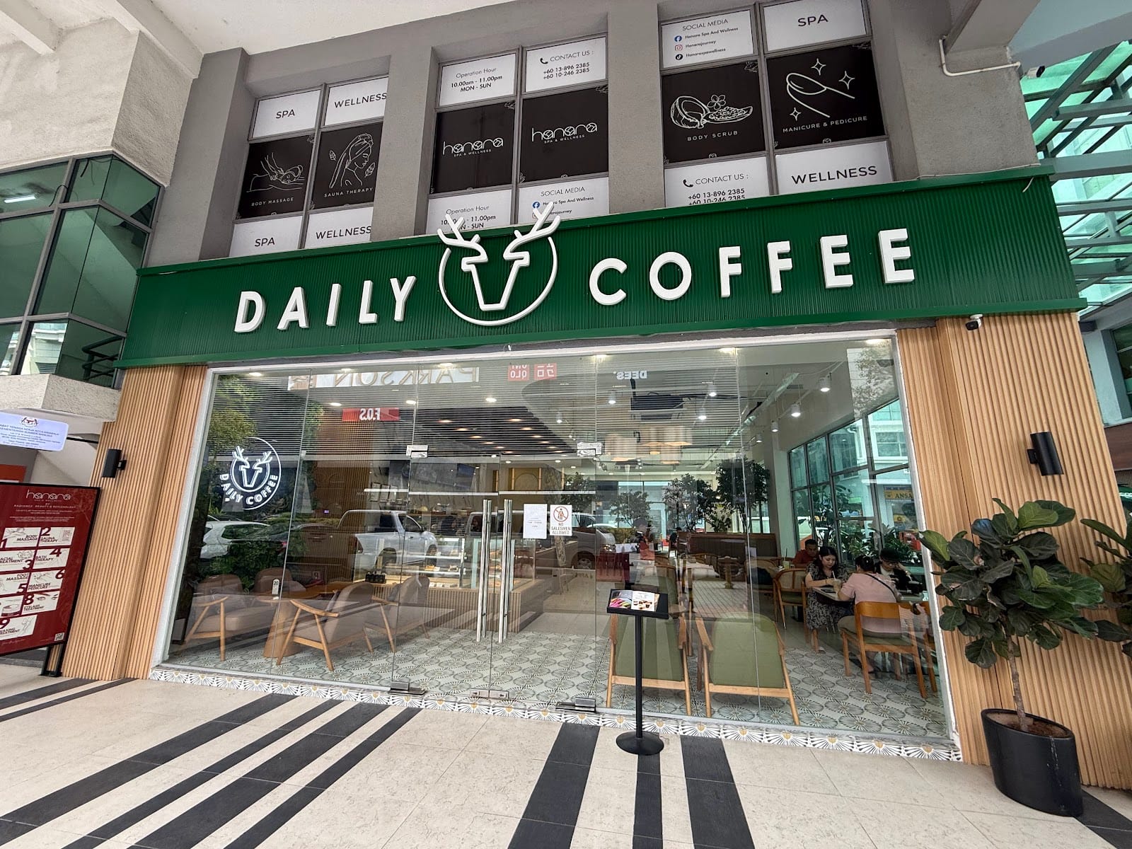 Daily Coffee KK Times Square