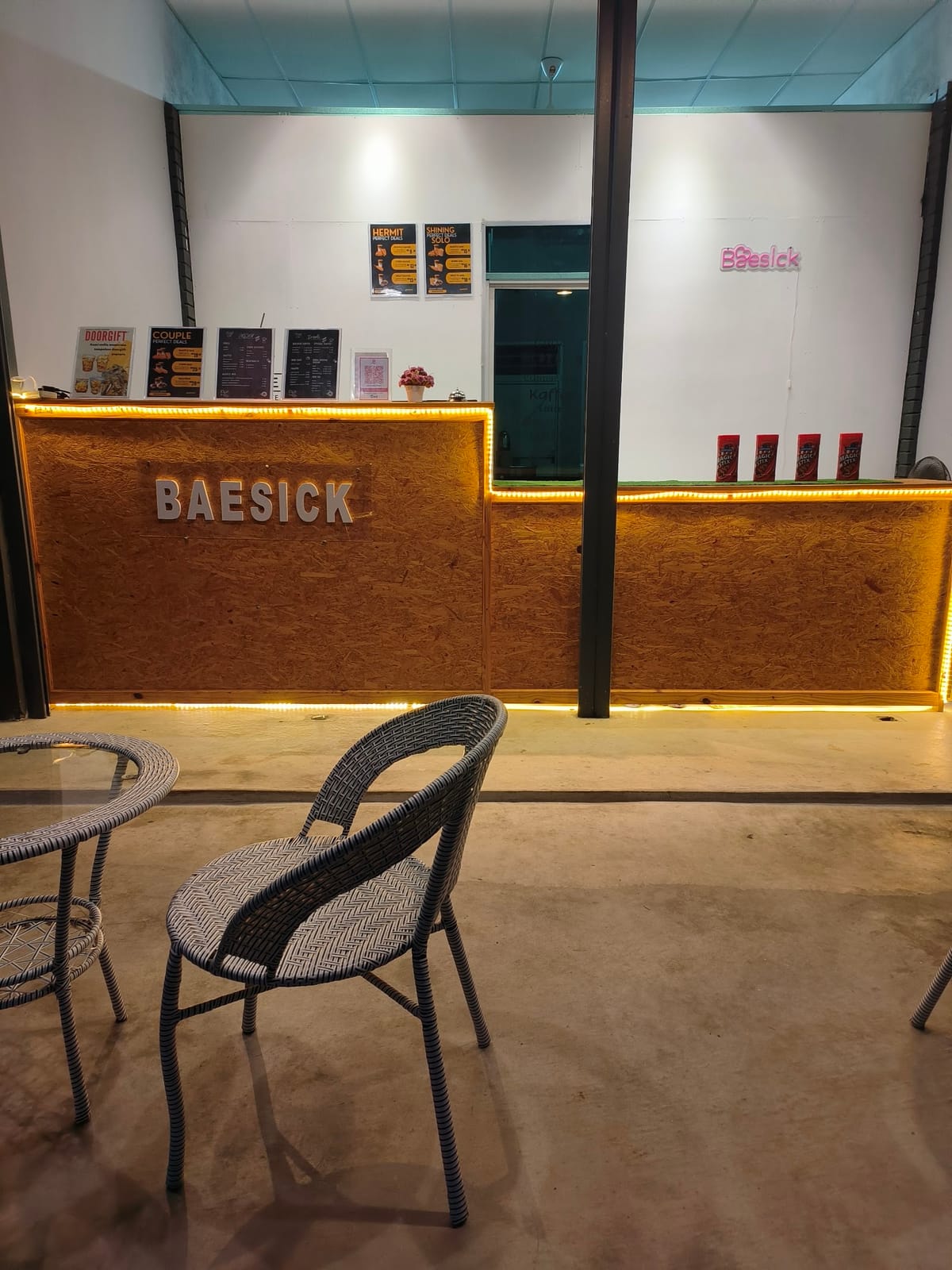 Baesick Cafe