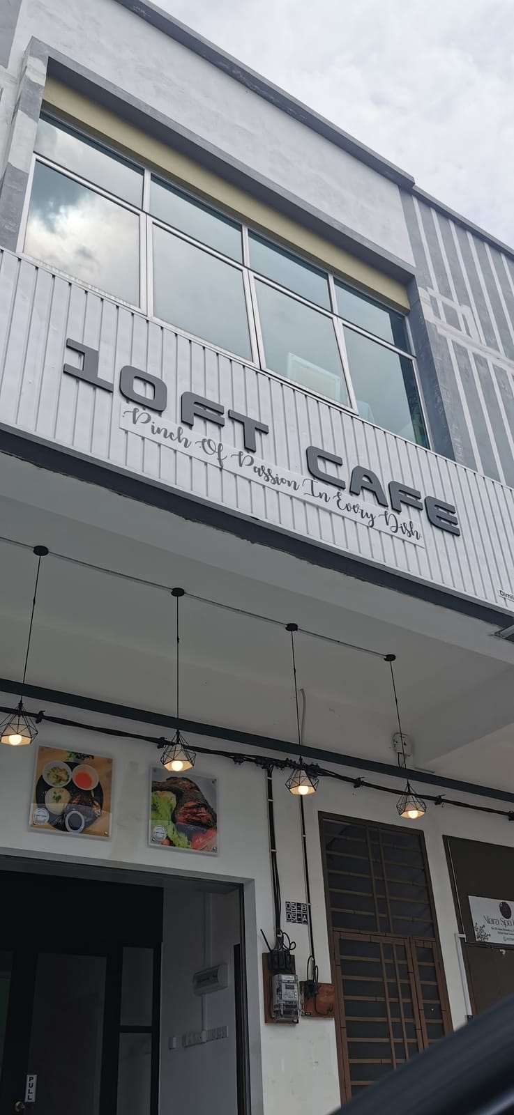 10ft Cafe