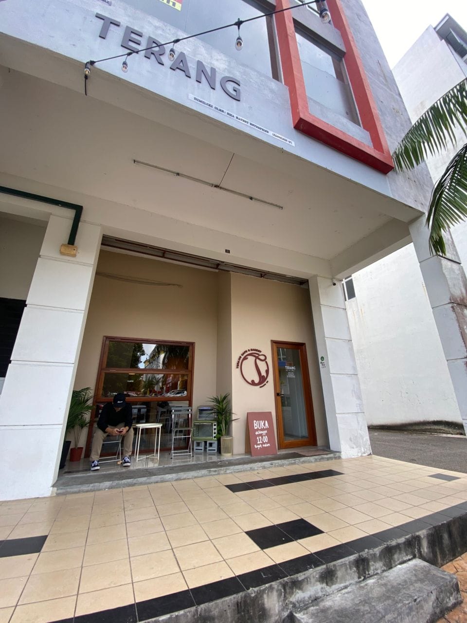 Terang Cafe & Bakery