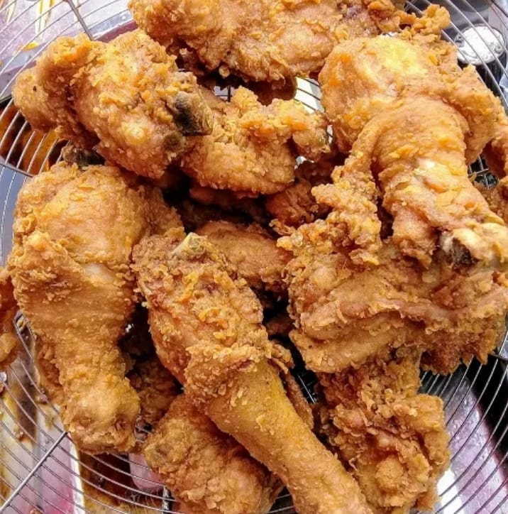 TOK UBAN CORNER KAMPUNG MAHKOTA