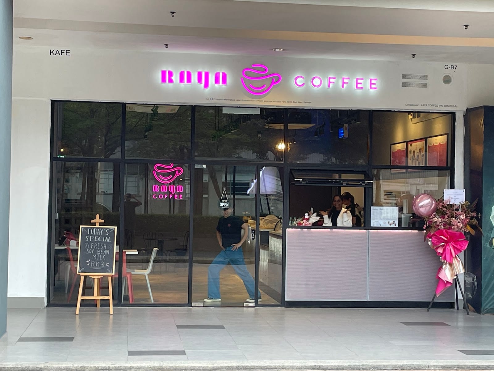 Raya Coffee