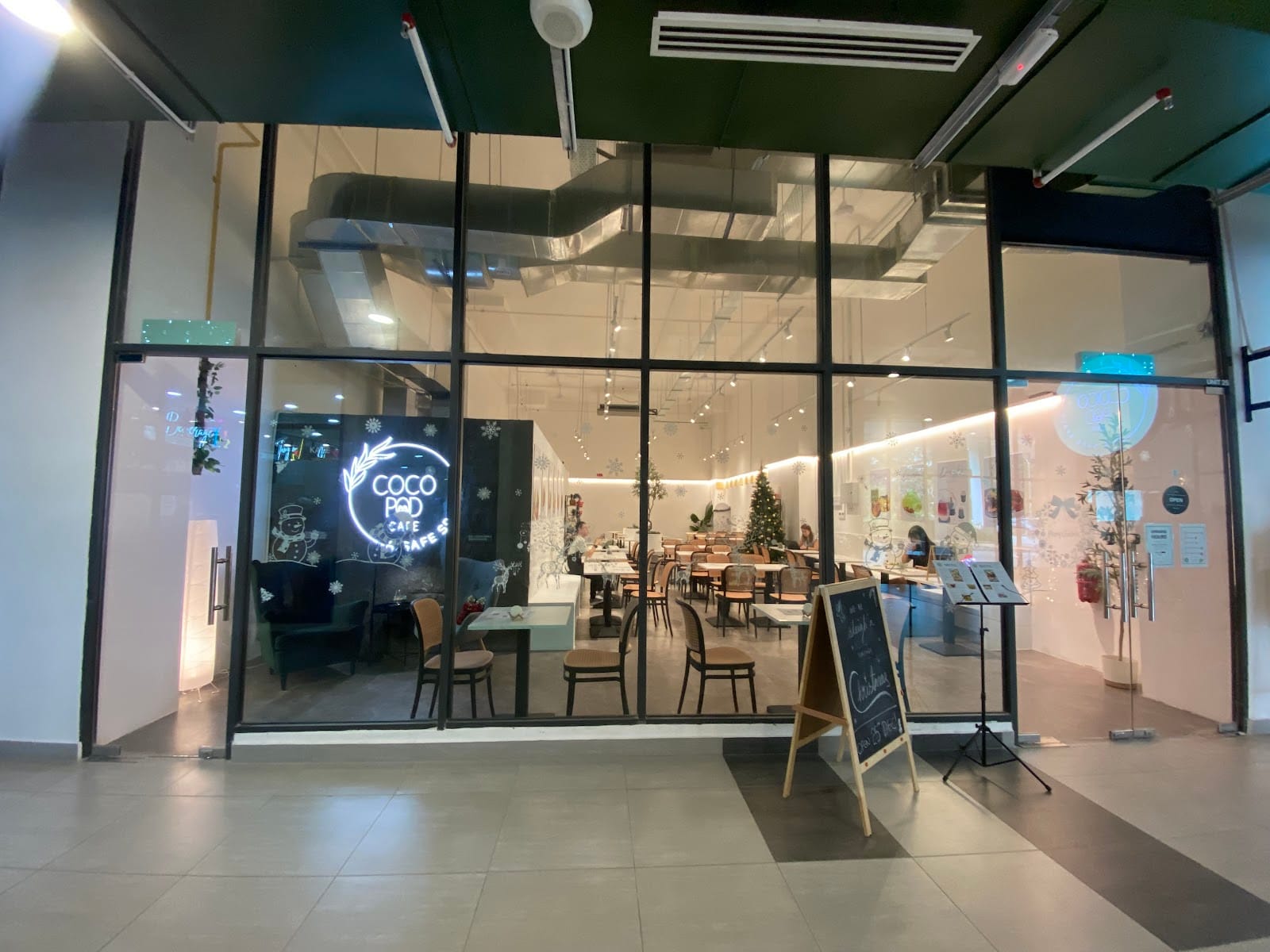 Coco Pod Cafe